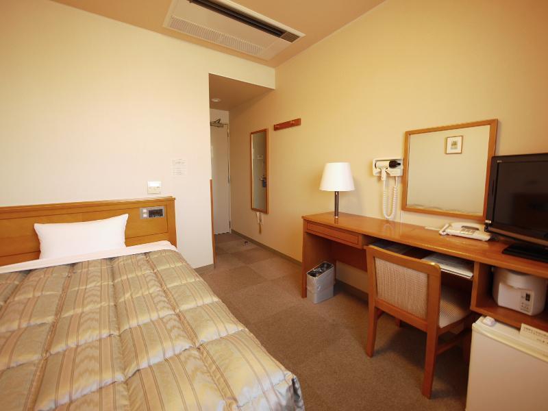 Hotel Route-Inn Yonezawa Ekihigashi Exterior foto
