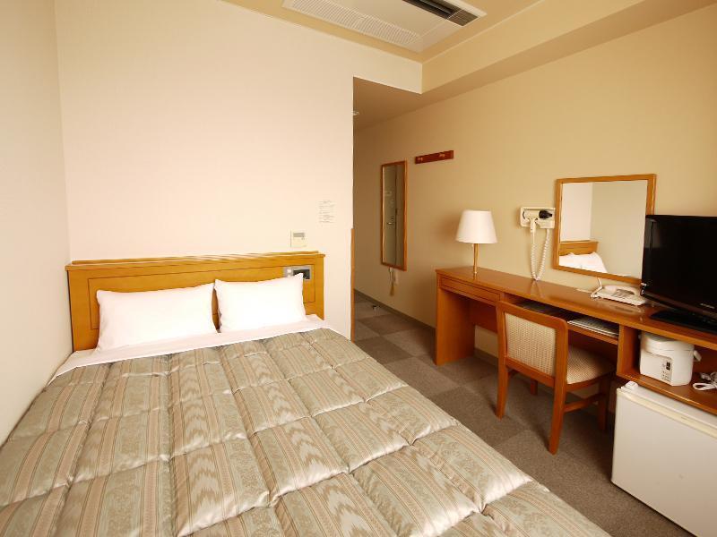 Hotel Route-Inn Yonezawa Ekihigashi Exterior foto